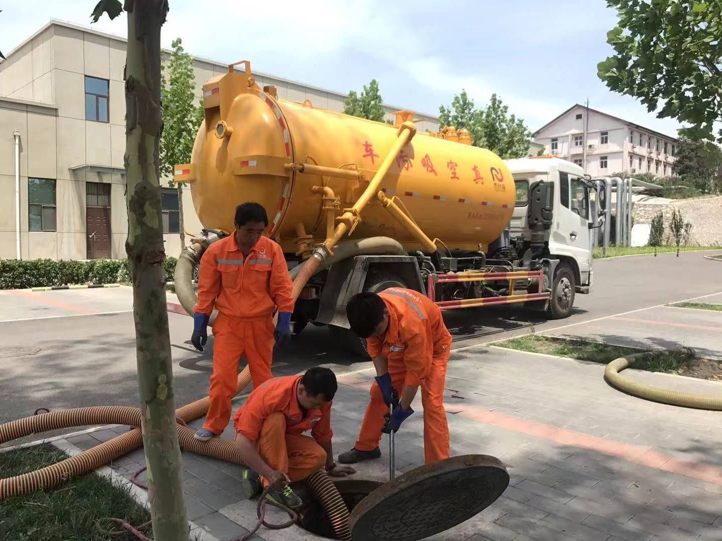 椒江化粪池清理与5-8吨吸粪车施工效率分析
